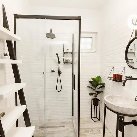 Metropole Ateneum Appartement Boekarest