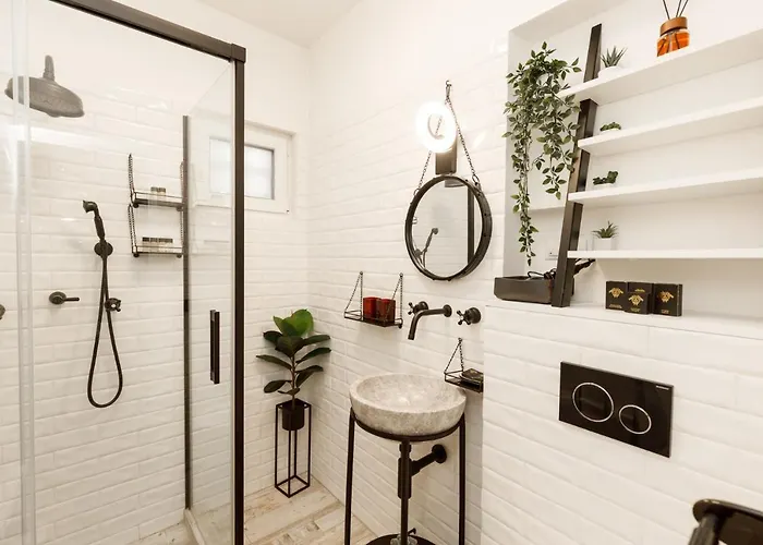 Metropole Ateneum Lejlighed